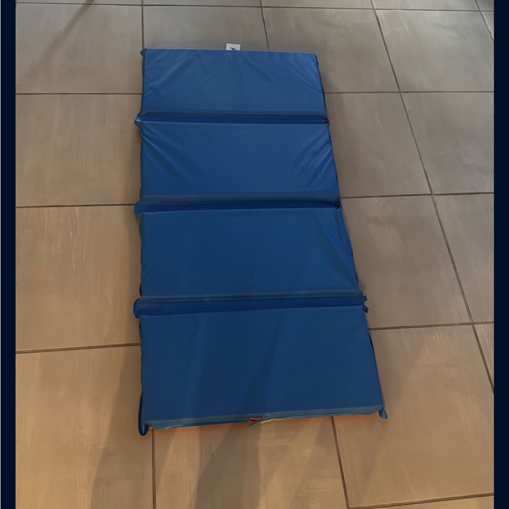 Kids Blue Sleeping Mat 

Great for Preschool